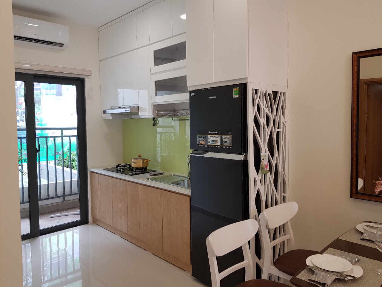 Căn hộ được trang trí nội thất đầy đủ tiện nghi