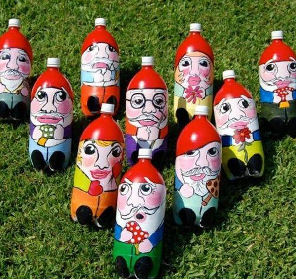 Làm hình nộm từ vỏ chai nhựa