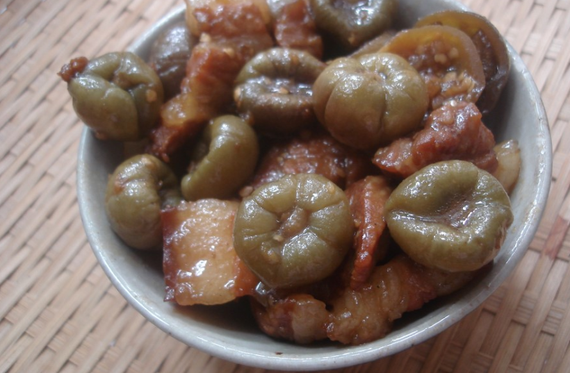 Cà pháo kho thịt là món ăn ngon, lạ miệng và rất đưa cơm