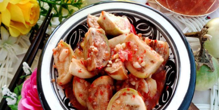 Bật mí cách làm cà pháo mắm ruốc ngon dậy hương, đậm đà khó quên