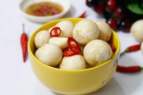 Cách thực hiện món cà pháo dưa chua rất dễ làm