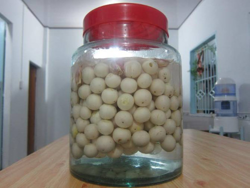 Nên muối cà pháo với số lượng vừa phải vì để lâu cà có thể bị nổi váng