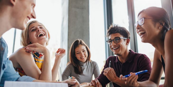 Nghệ thuật nói chuyện hài hước - cách để không trở nên nhàm chán