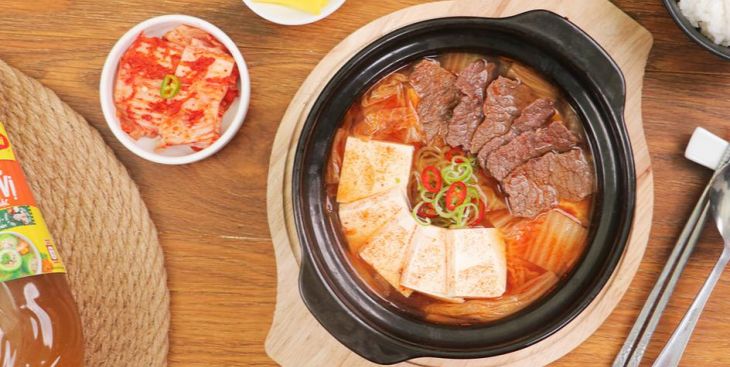 Cách nấu canh kim chi thịt bò thơm ngon, bổ dưỡng tại nhà