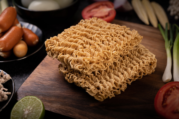 Hướng dẫn cách nấu mì kim chi ngon tại nhà