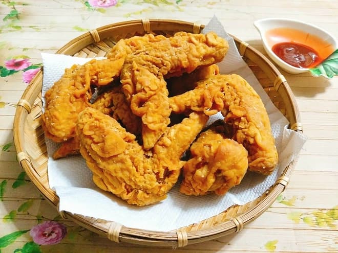 Món cánh gà chiên chuẩn vị KFC