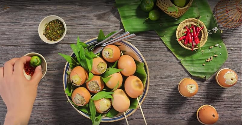 Công thức làm trứng gà nướng chuẩn vị Thái Lan