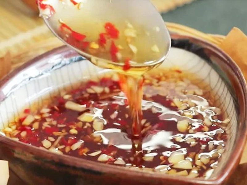 Cách nấu nước mắm chua ngọt truyền thống 
