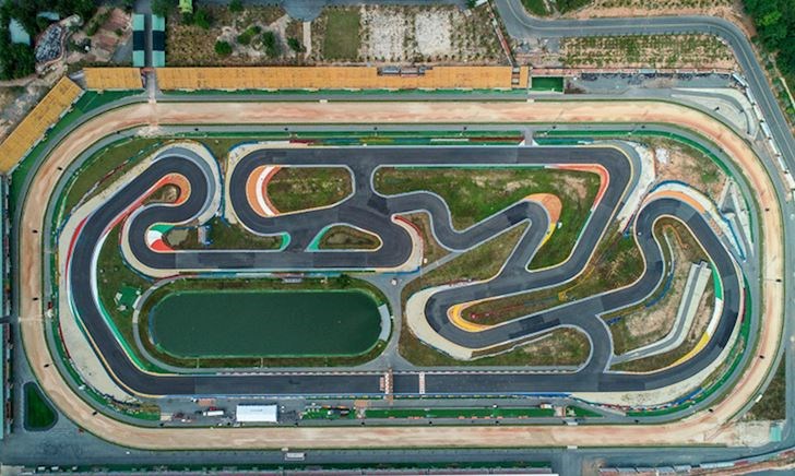 Đến tham quan trường đua Đại Nam