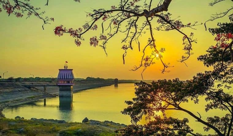 Ngắm bình minh và hoàng hôn