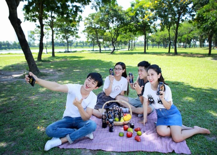 Tổ chức picnic tại công viên